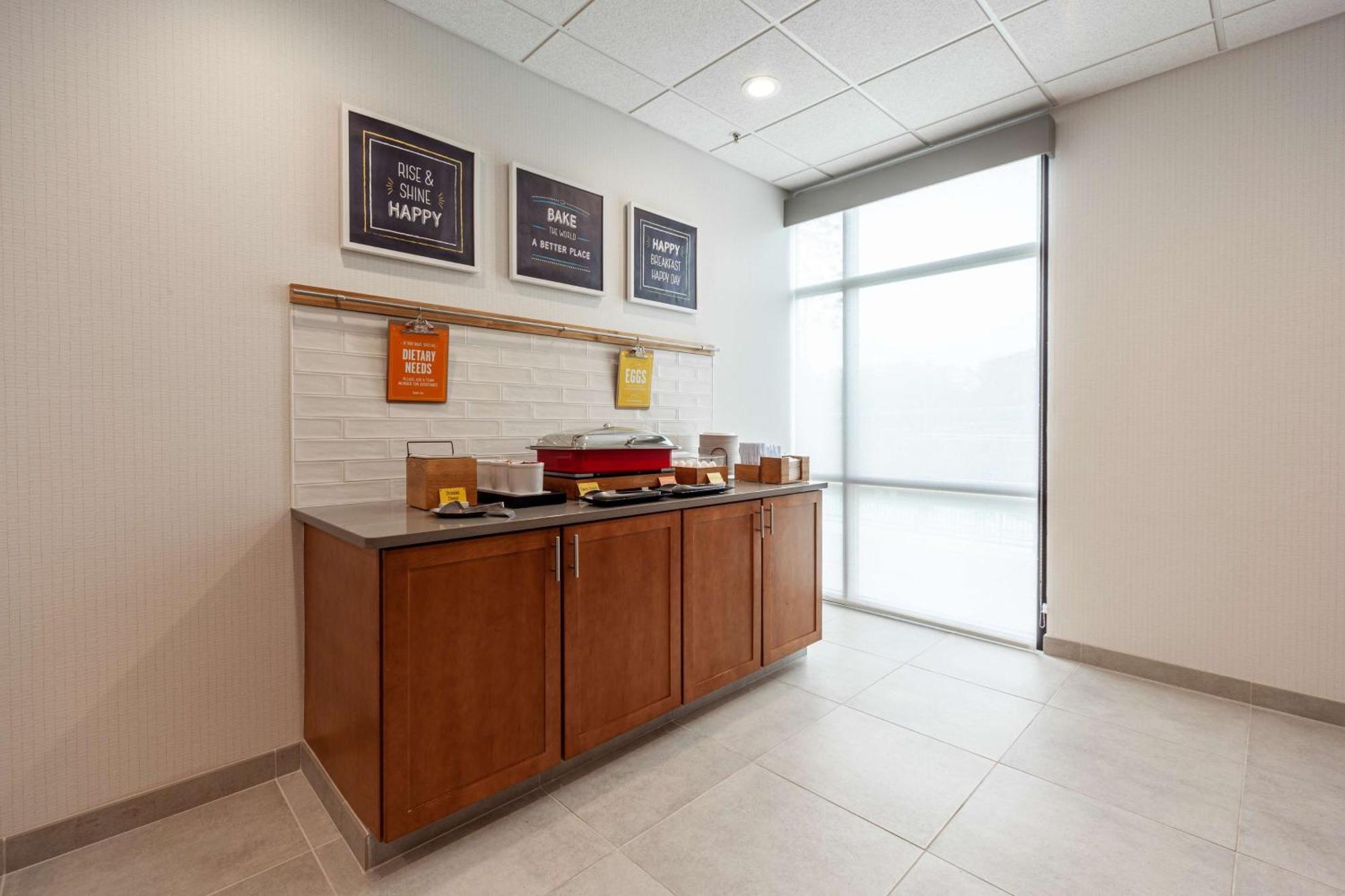 Hampton Inn Winchester Bagian luar foto